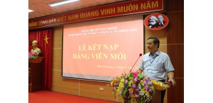 Lễ kết nạp Đảng viên mới của Chi bộ Trung tâm Tin học và Dịch vụ Tài chính công